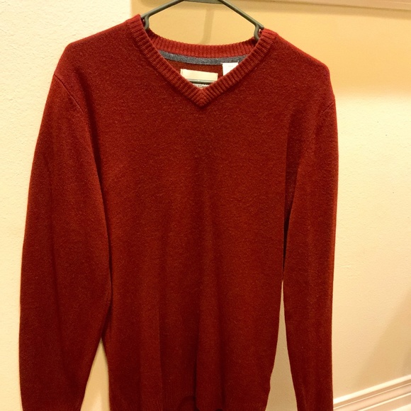 Burgundy Haggar clothing size small Men’s sweater - Picture 2 of 3